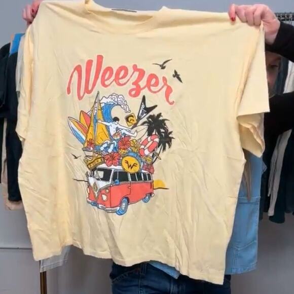 DAYDREAMER Weezer Collage Onesize (OS) Tee New with Tag MSRP $84 SOO - Picture 16 of 16